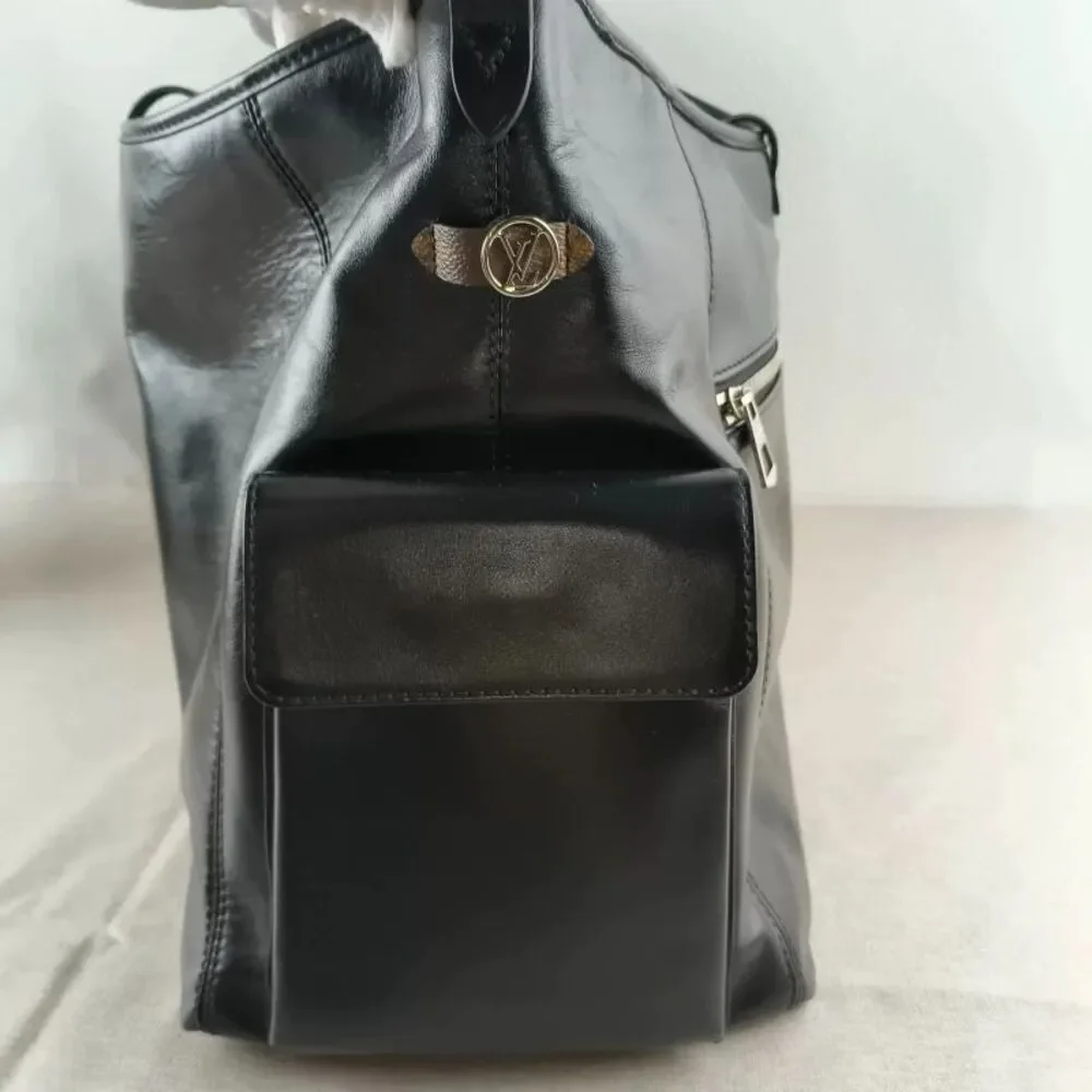 Louis Vuitton Women Pre-Loved Bag Very Good Condition